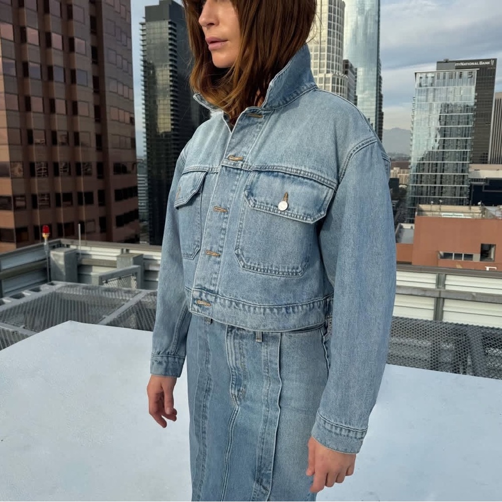 Etica River Cropped Denim Jeans Jacket in Arcadia Light Blue Size Large NWT